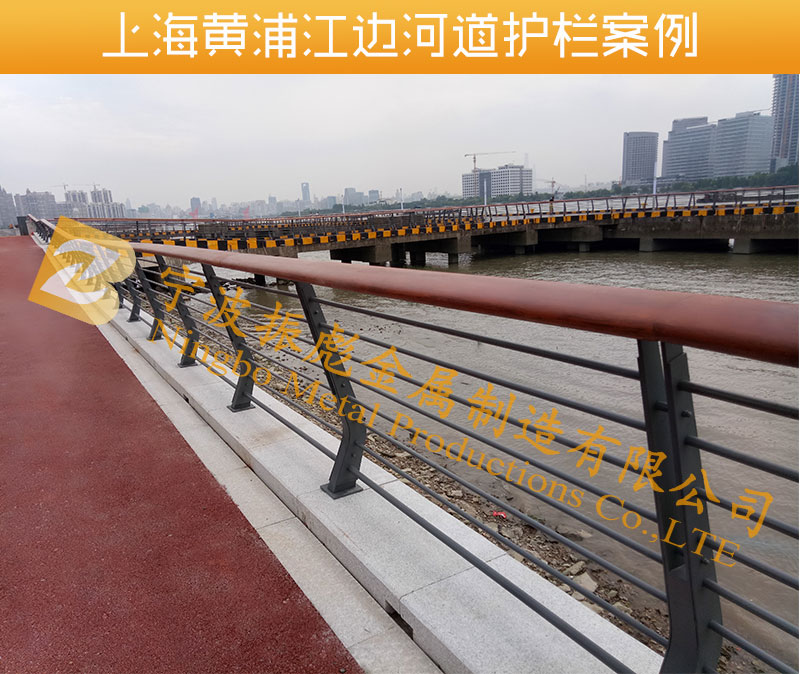 上海河道鋅鋼護欄案例-1